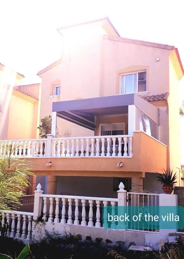 Fabulous Detached Large Villa 5 Bedrooms 3 Bathrooms Backing Onto Villamartin Golf Course Εξωτερικό φωτογραφία