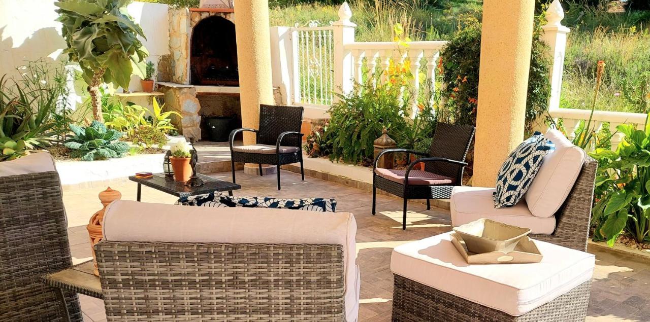 Fabulous Detached Large Villa 5 Bedrooms 3 Bathrooms Backing Onto Villamartin Golf Course Εξωτερικό φωτογραφία